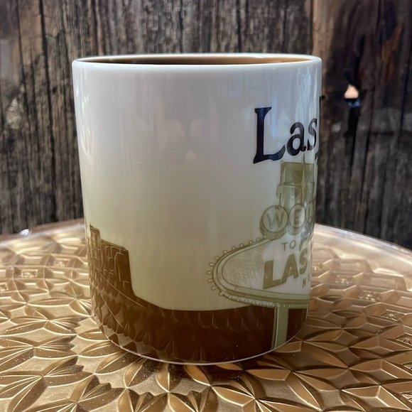 Starbucks | Las Vegas | Nevada | Global Icon | 2012 | Mug | 16 oz | Brown/Cream - Picture 4 of 8